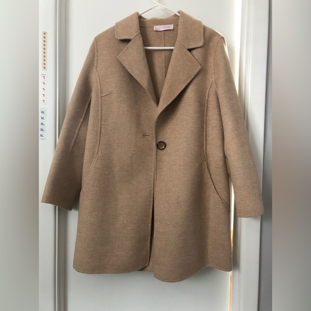 brand new 100%wool coat